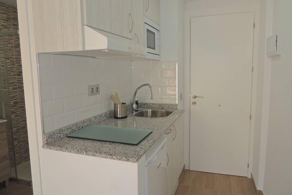 Апартаменты Carihuela Palace Studio 419 Beach - Playa Торремолинос Экстерьер фото